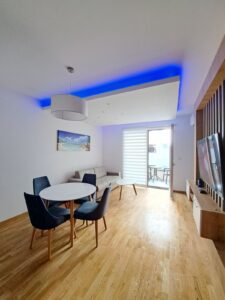 V2 real estate  / V2 nekretnine